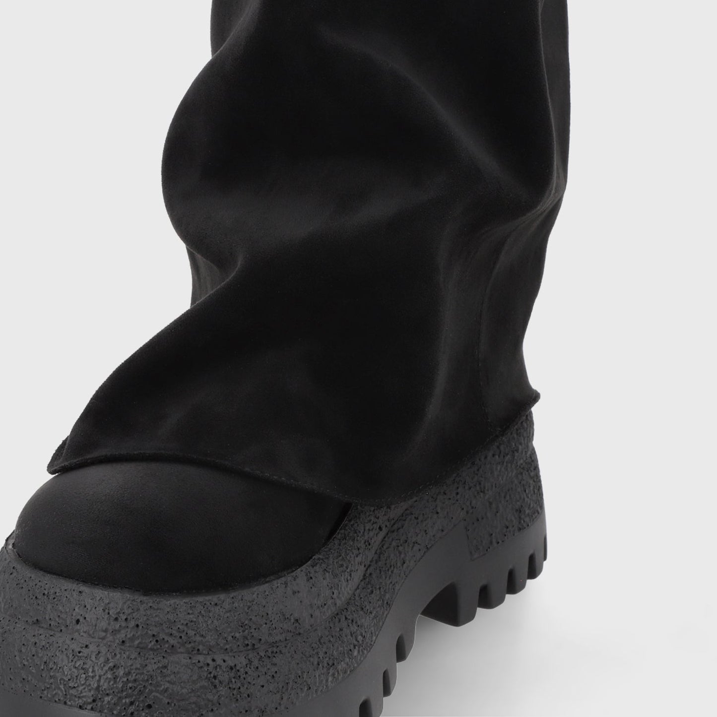 Bota Plataforma Negra Mujer 55291 - Gotta Chile