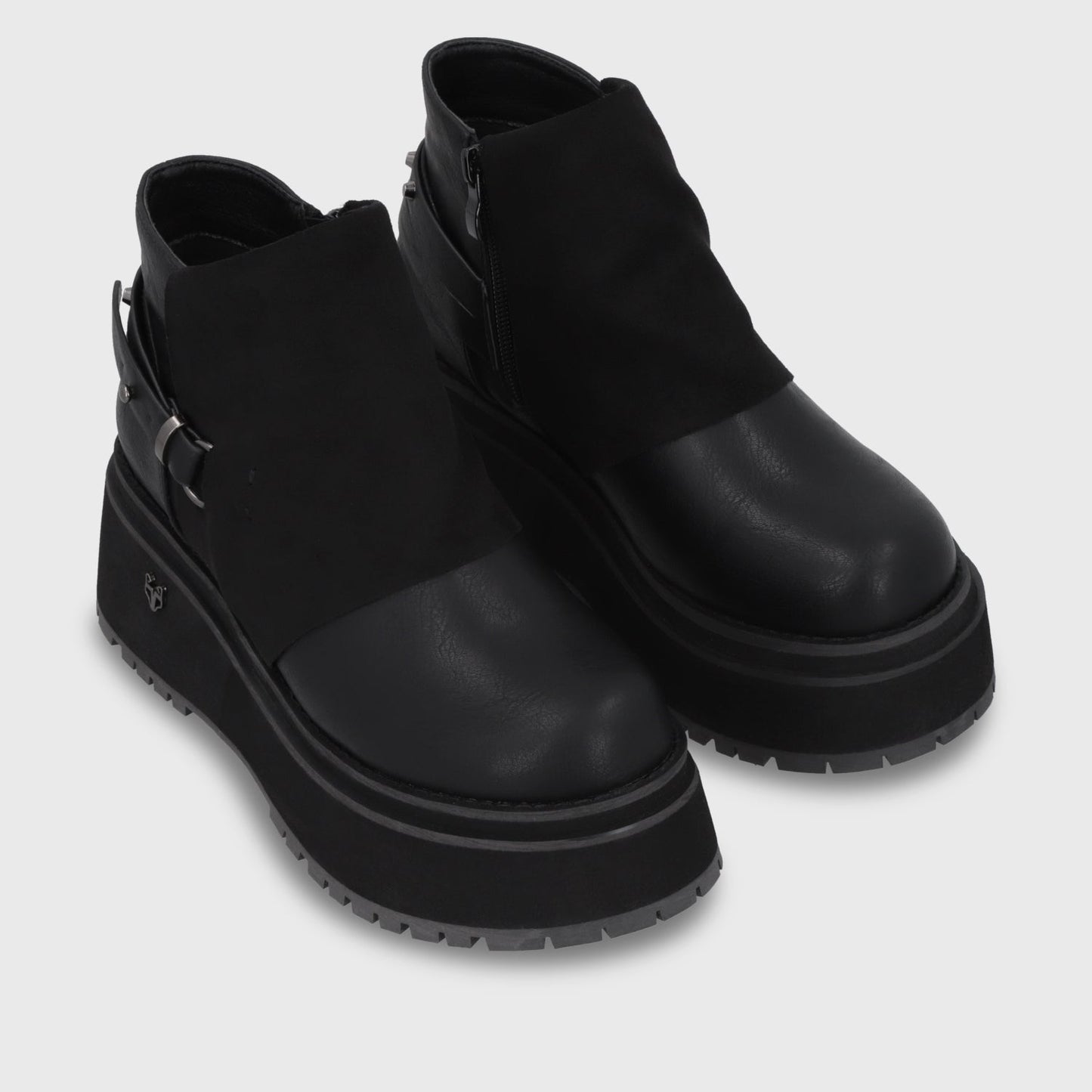 Botin Plataforma Negro Mujer 1509B - Gotta Chile