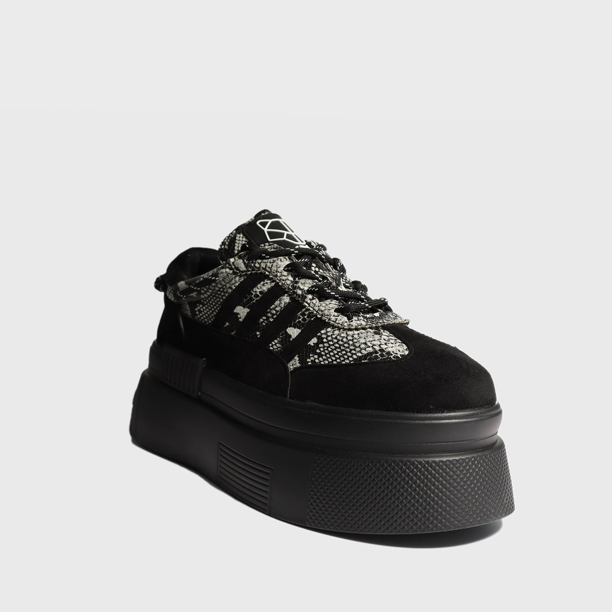 Zapatilla Plataforma Negra Mujer 13412