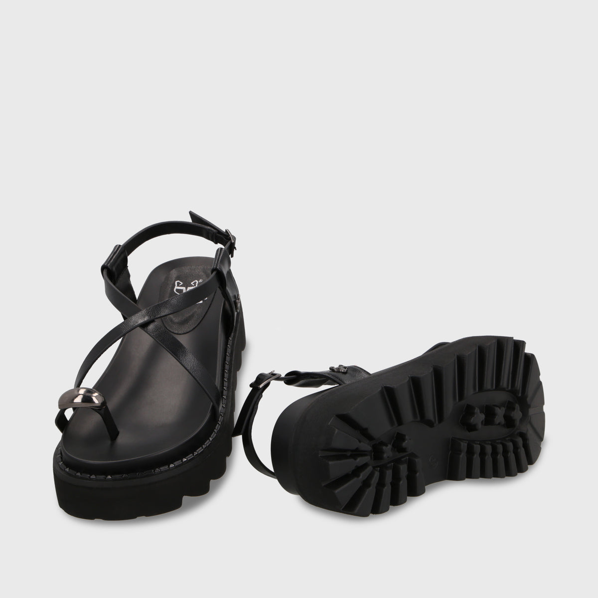 Sandalia Plataforma Negra Mujer 1573G