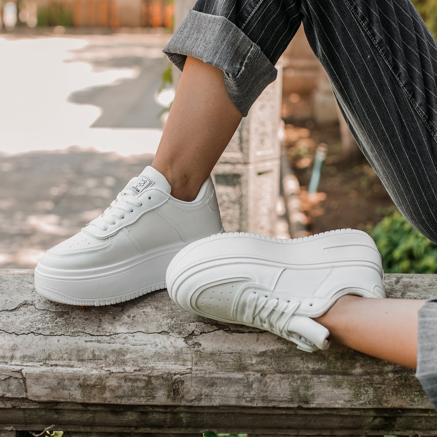 Zapatilla Blanca Mujer 15980