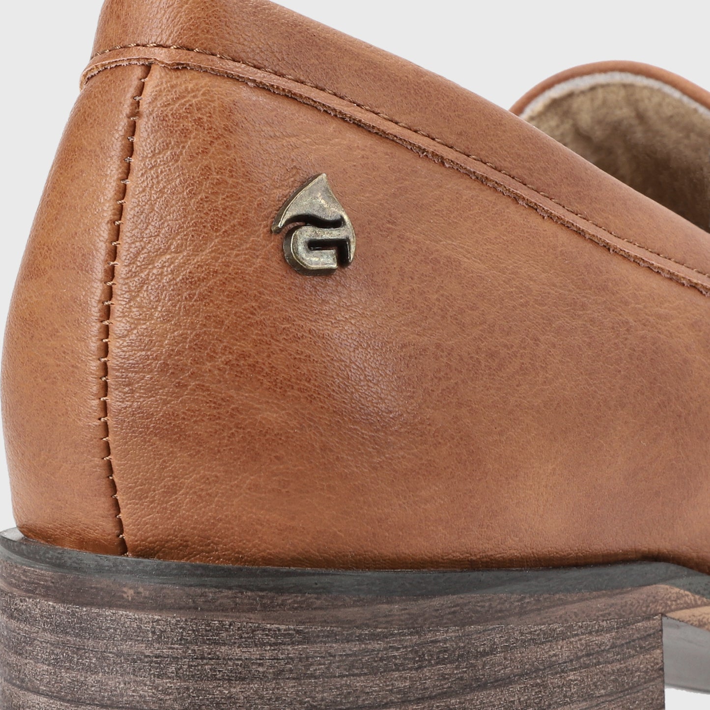 Zapato Plano Camel Mujer 23552