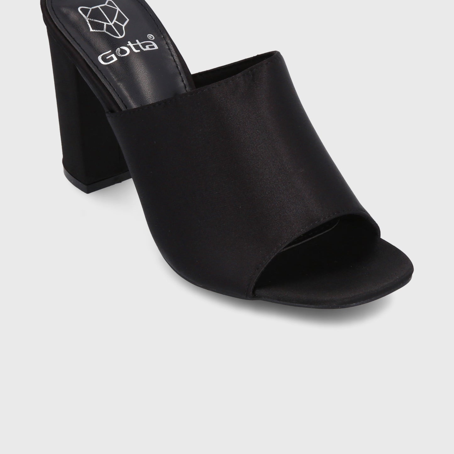 Sandalia Taco Negra Mujer 35121