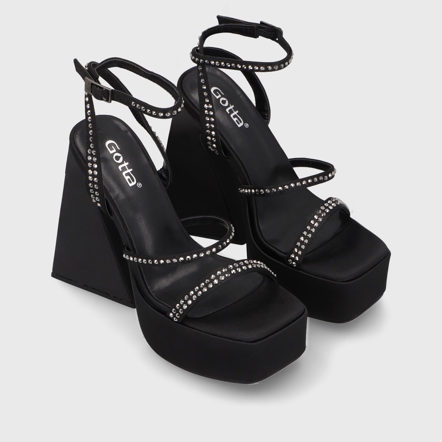 Sandalia Taco Negra Mujer 45931