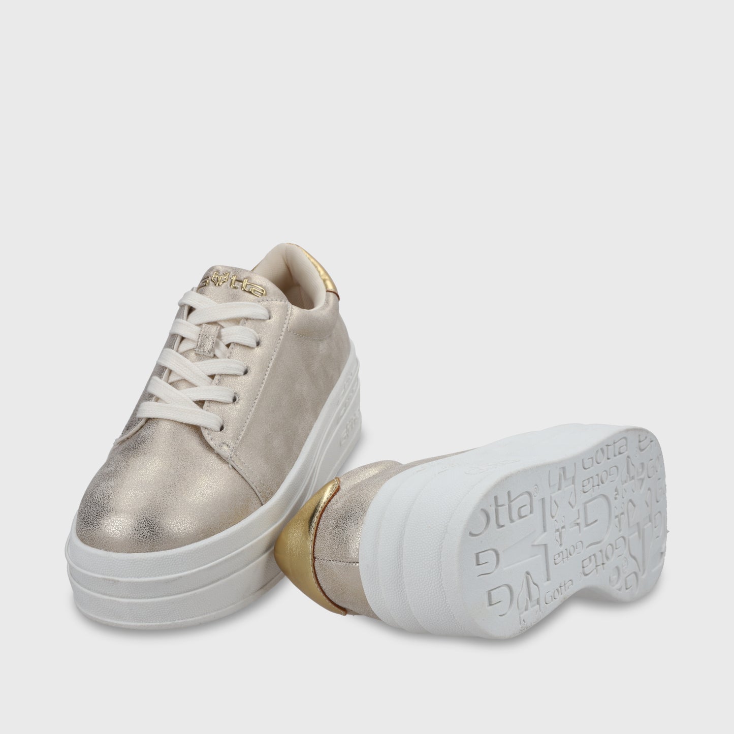 Zapatilla Plataforma Dorada Mujer 53751