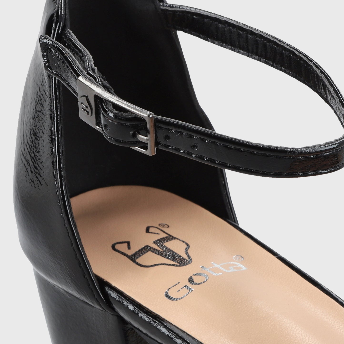 Sandalia Negra Mujer C6161