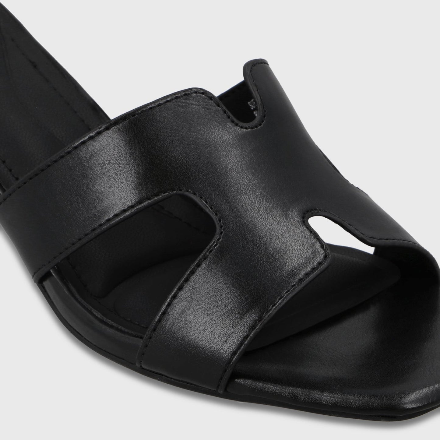 Sandalia Taco Negra Mujer 64030 - Gotta Chile