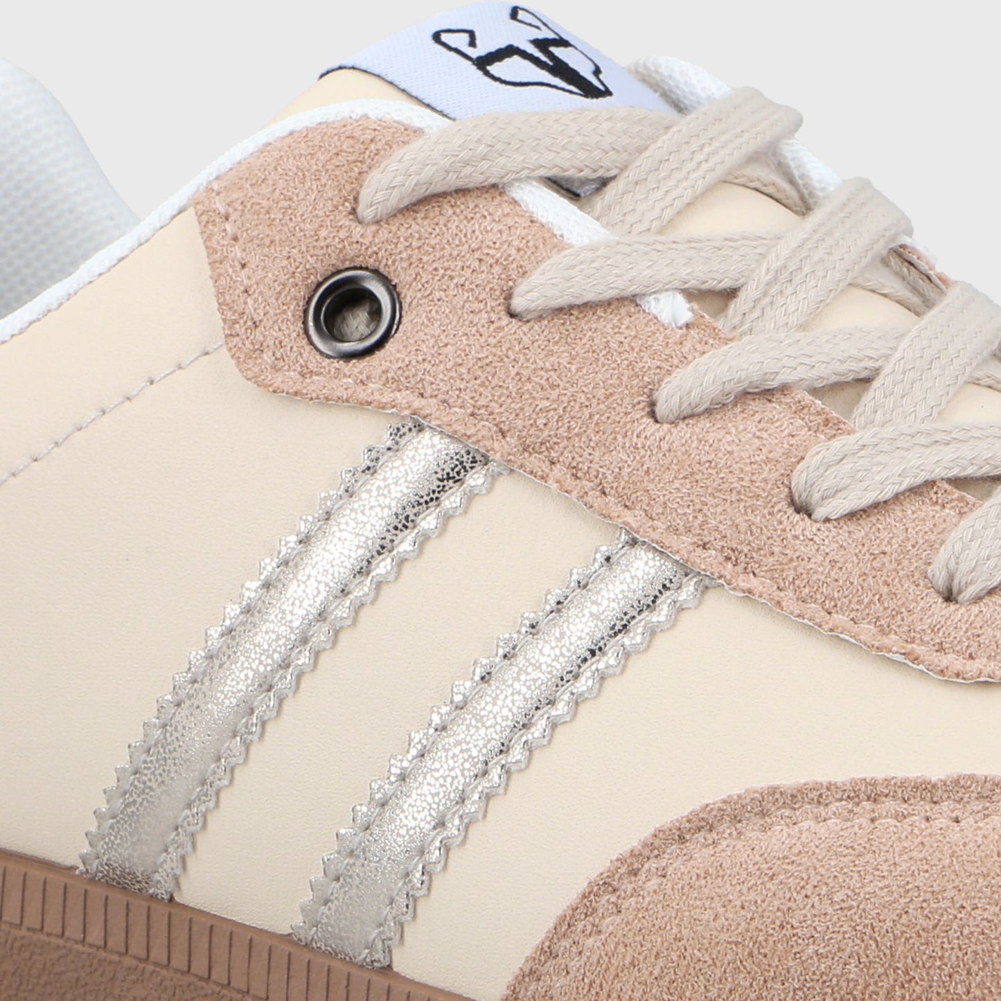 Zapatillas Beige Mujer 48061 - Gotta Chile