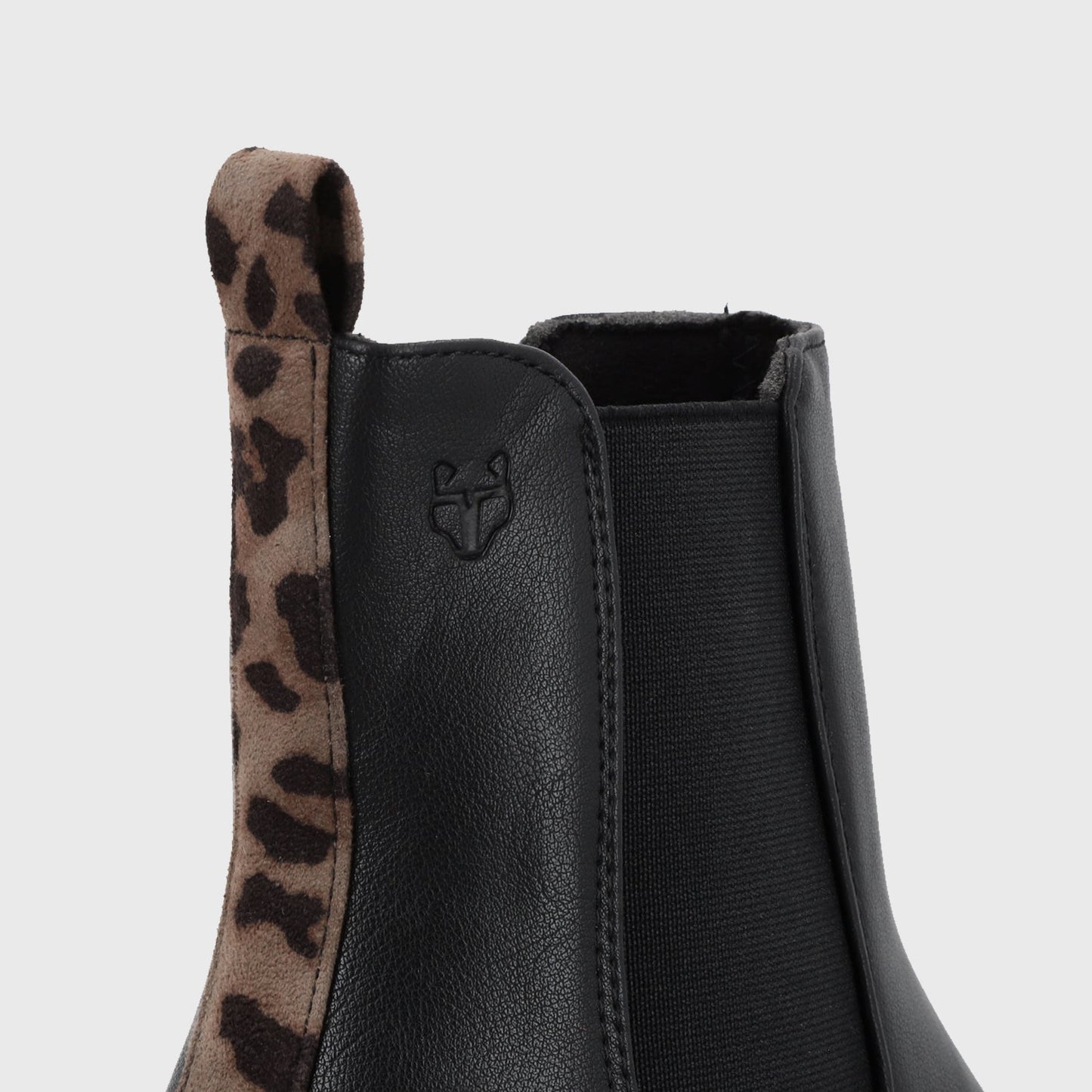 Botín Negro Mujer 46201 - Gotta Chile