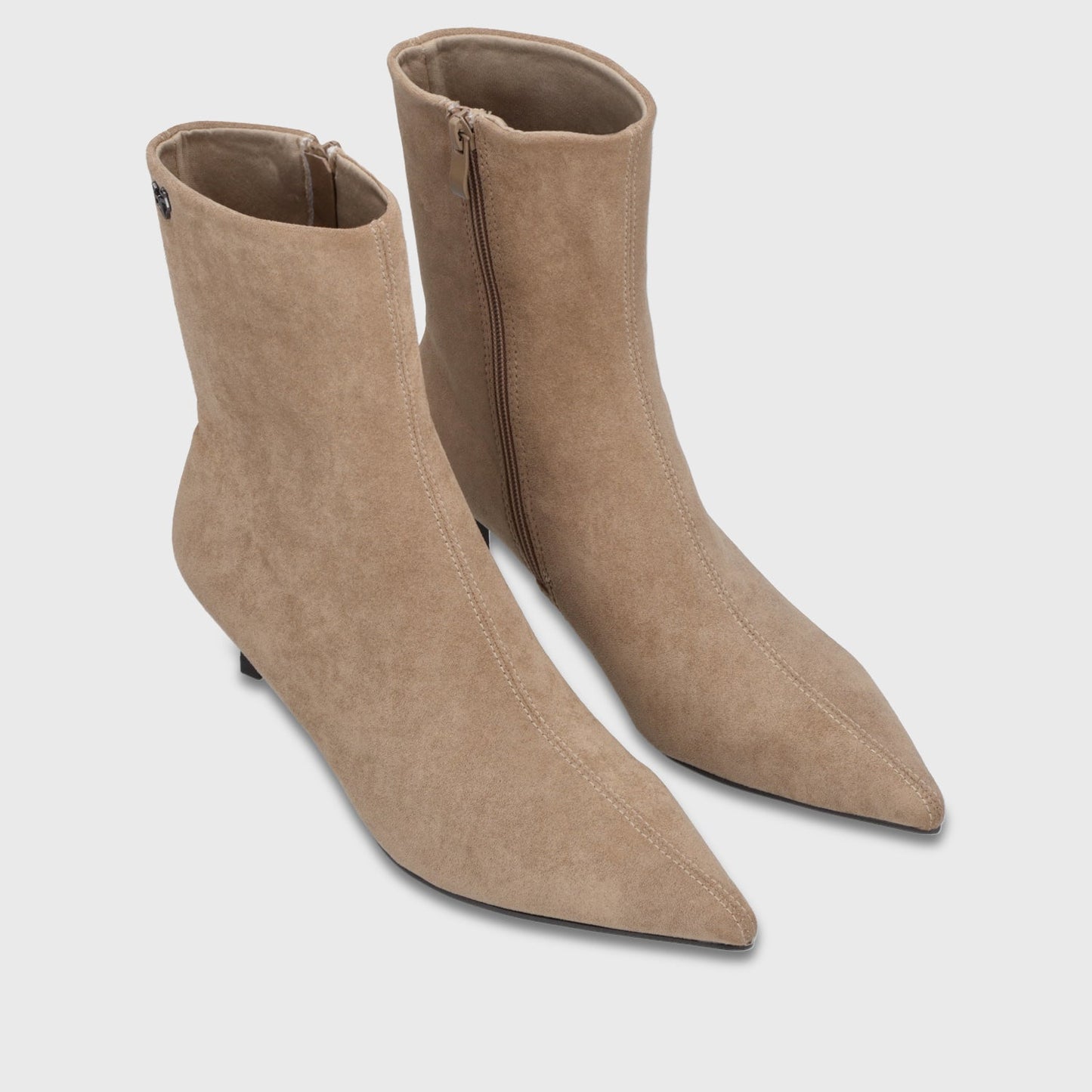Botin Taco Beige Mujer 6588024 - Gotta Chile