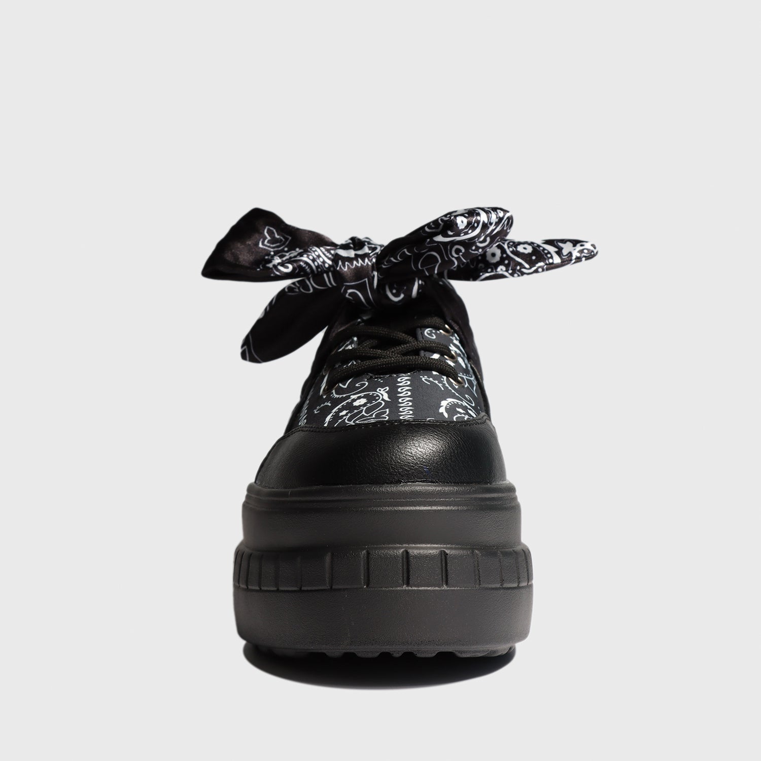 Zapatilla Negra Estampada Mujer 13265