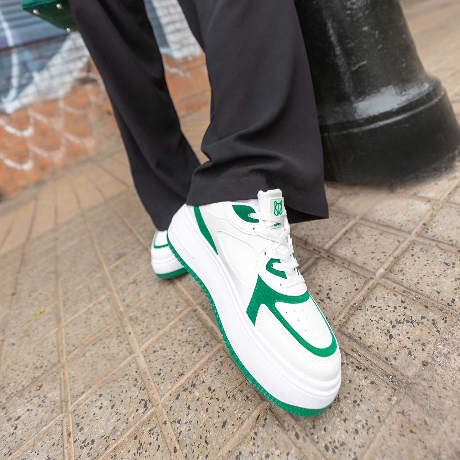 Zapatilla Verde Mujer 15981 - Main Image