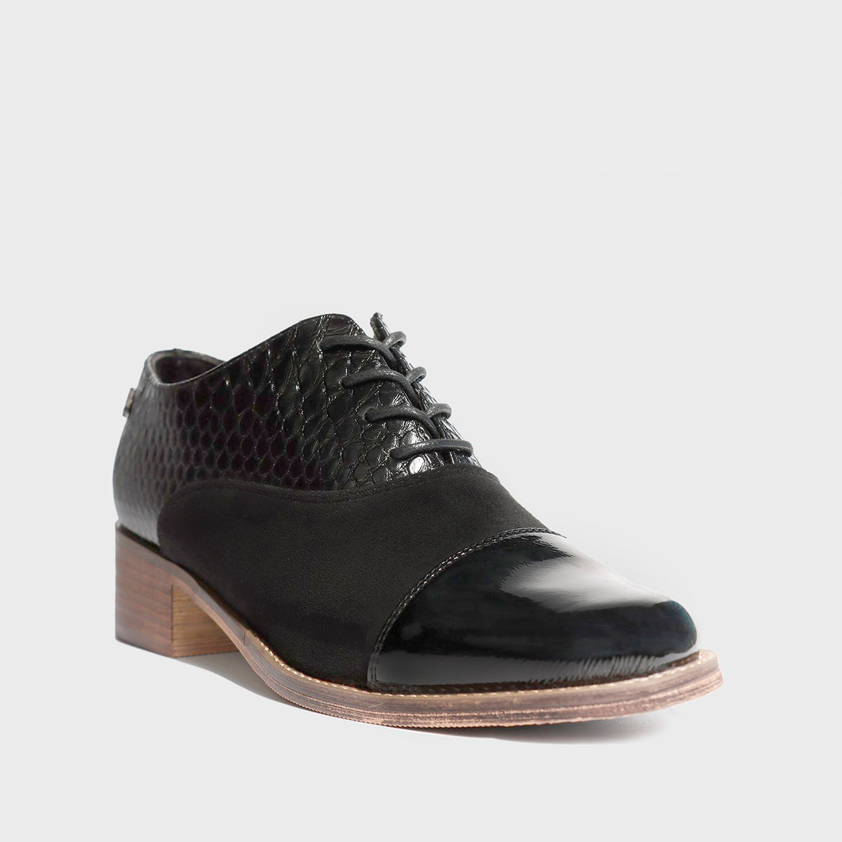 Zapato Negro Mujer 23551
