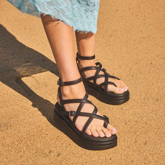 Sandalia Plataforma Negra Mujer 43017