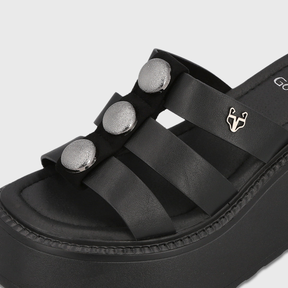 Sandalia Plataforma Negra Mujer Loreto