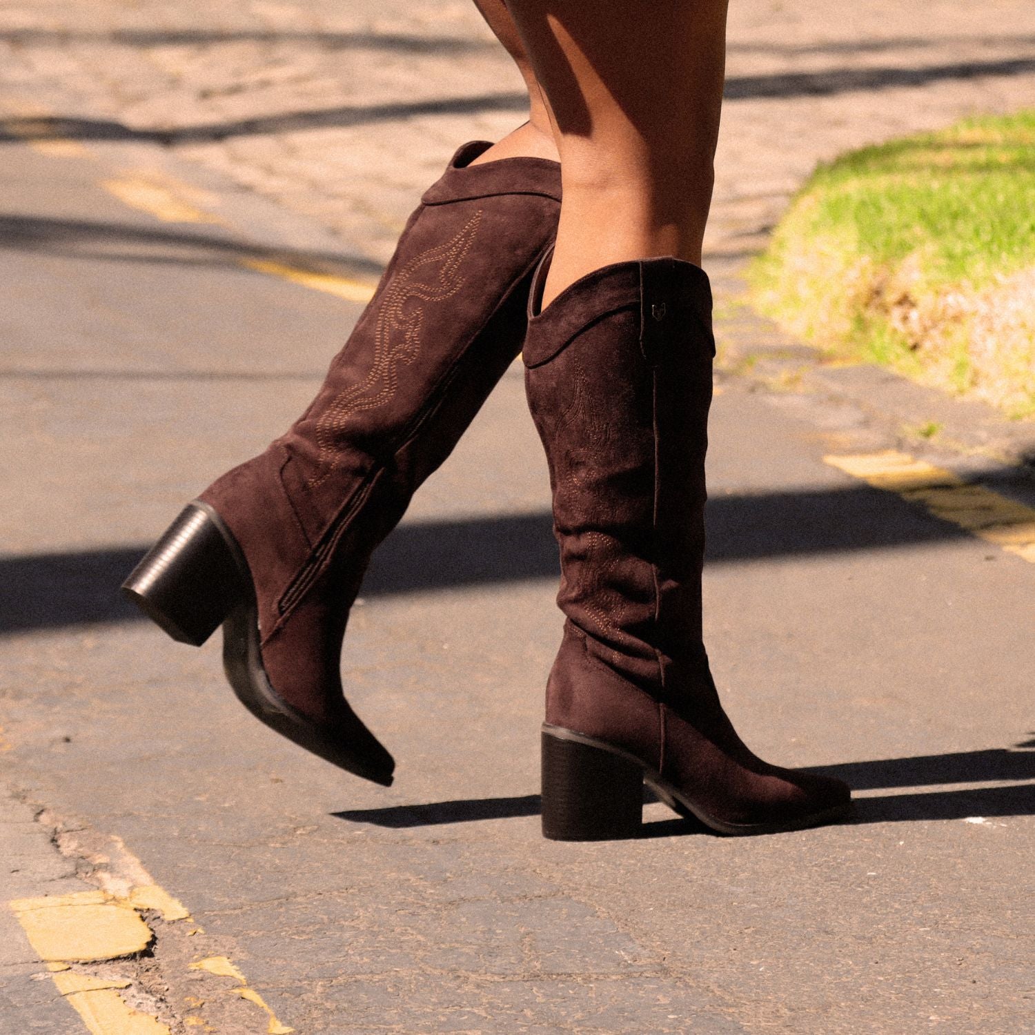 Bota Taco Café Mujer 53782