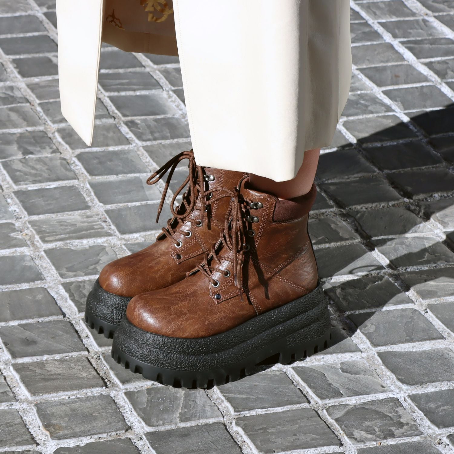 Botin Plataforma Café Mujer 55290