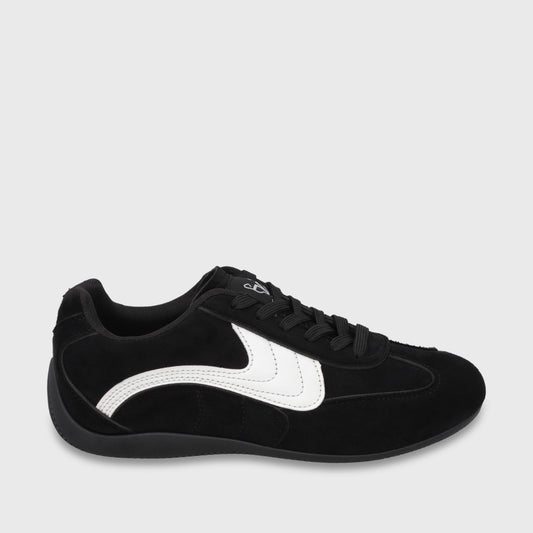 Zapatilla Negra Mujer 68010