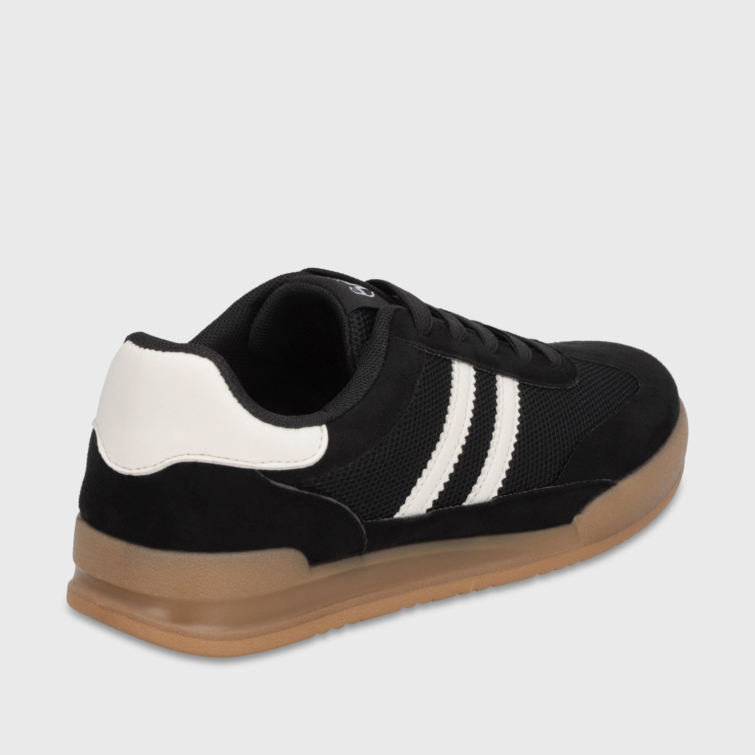 Zapatilla Negra Mujer 6802001