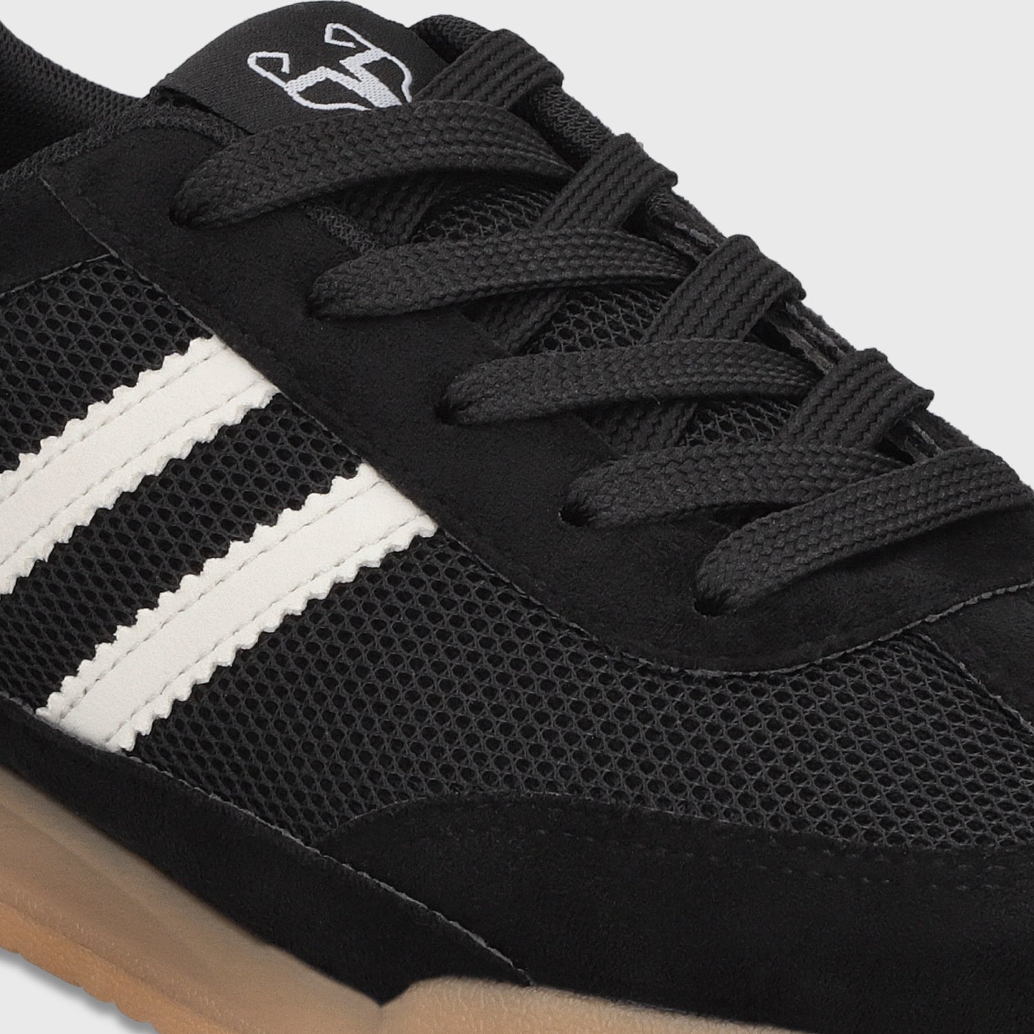 Zapatilla Negra Mujer 6802001