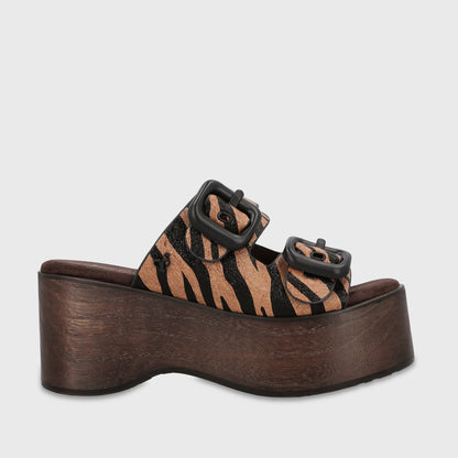 Sandalia Plataforma Animal Print Mujer Camilla