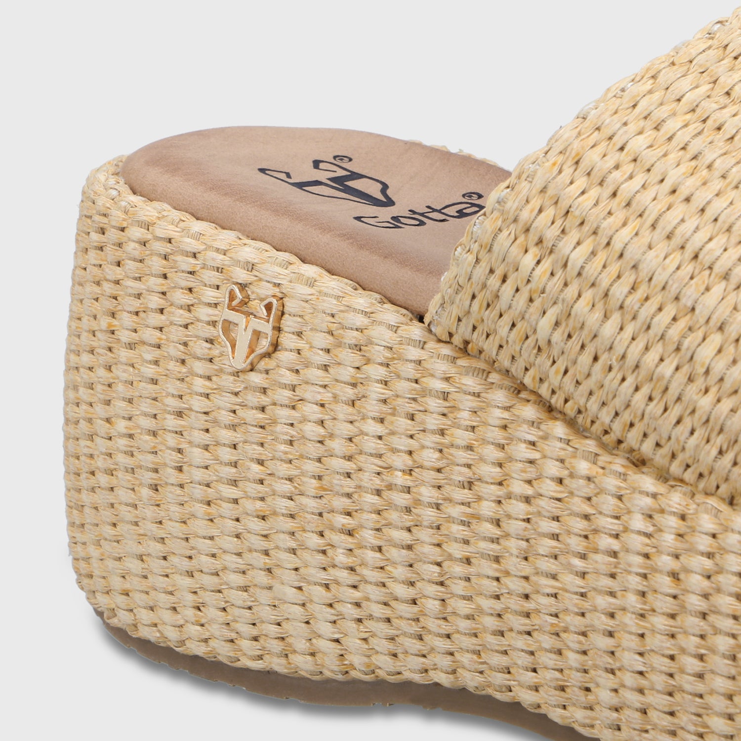 Sandalia Plataforma Beige Mujer 45824 - Gotta Chile
