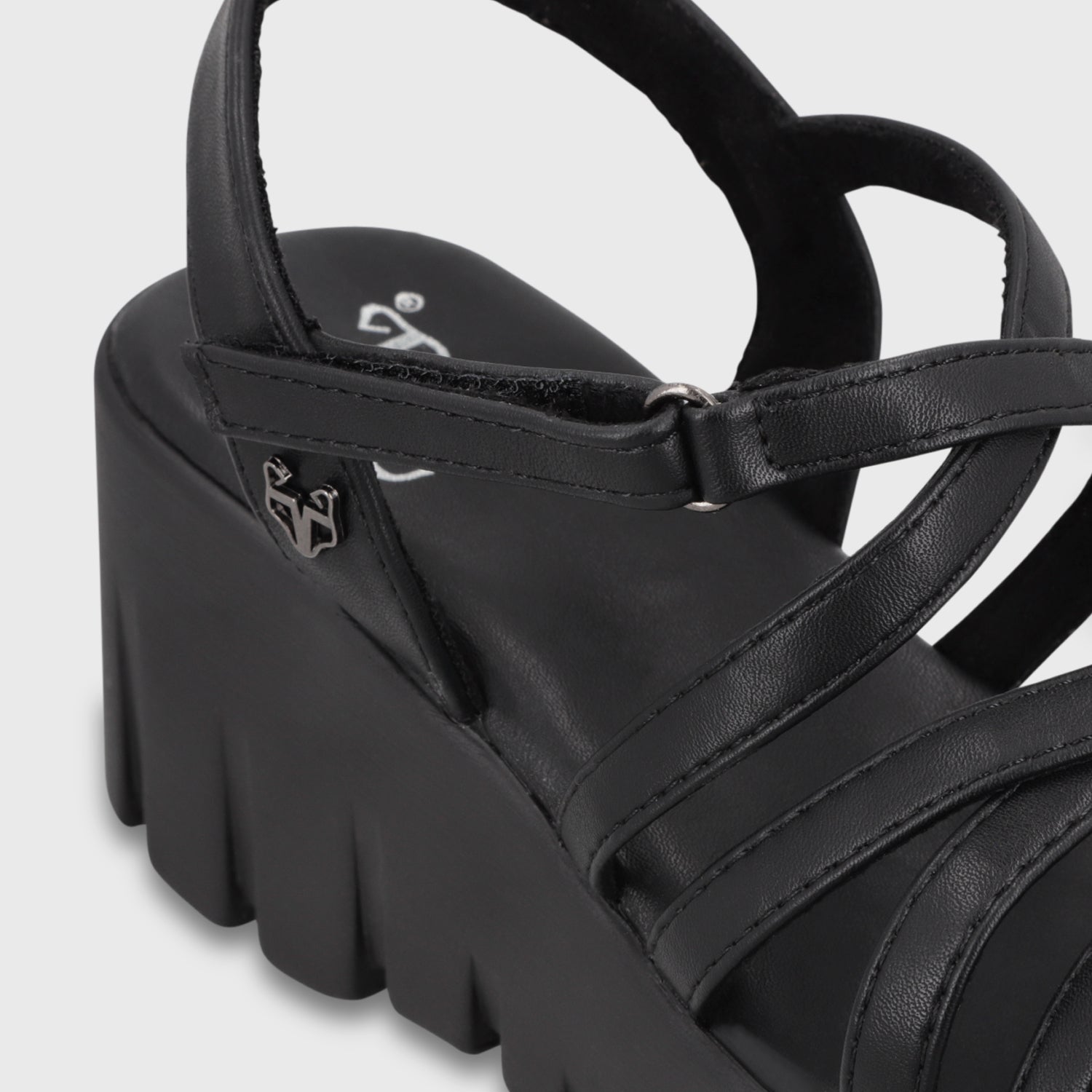 Sandalia Plataforma Negra Mujer 65940 - Gotta Chile