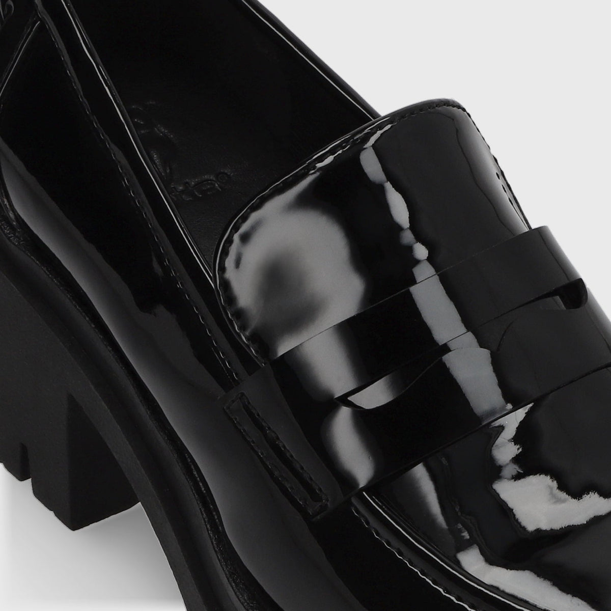 Zapato Charol Negro Mujer 46202 - Gotta Chile